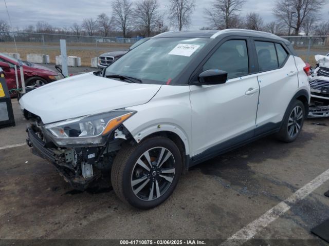 3N1CP5CU0JL510389 Nissan KICKS SV