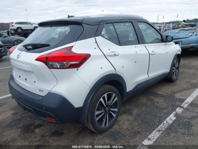 3N1CP5CU0JL510389 Nissan KICKS SV