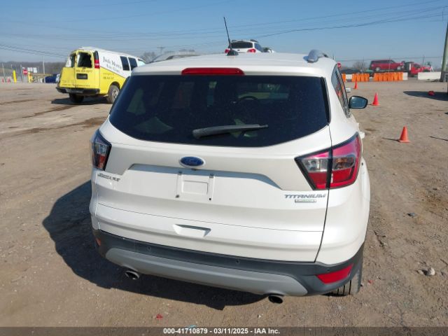 1FMCU0JD0HUC90100 Ford Escape Titanium