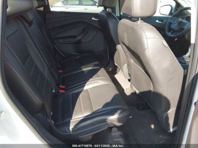 1FMCU0JD0HUC90100 Ford Escape Titanium