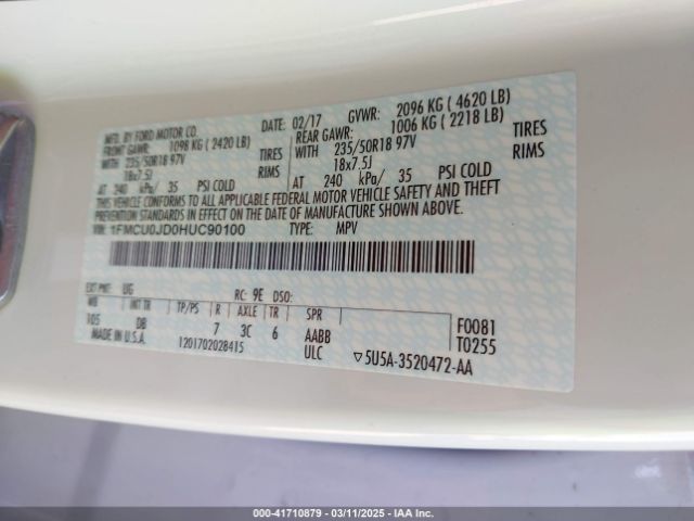 1FMCU0JD0HUC90100 Ford Escape Titanium