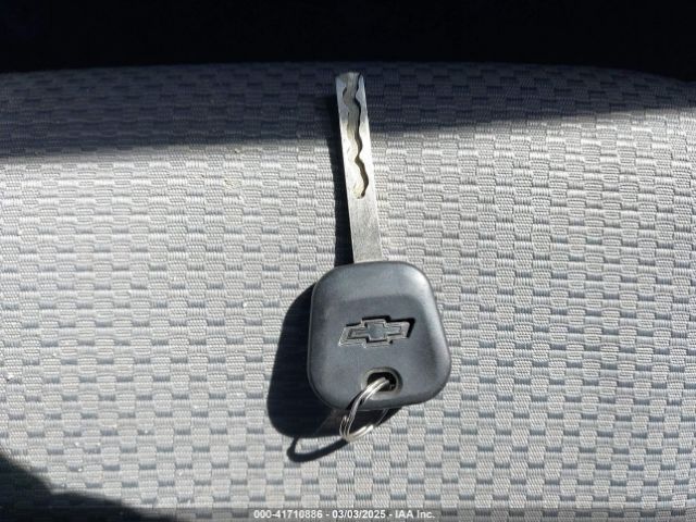 3GCUKREC9JG211391 Chevrolet Silverado 1500 2lt