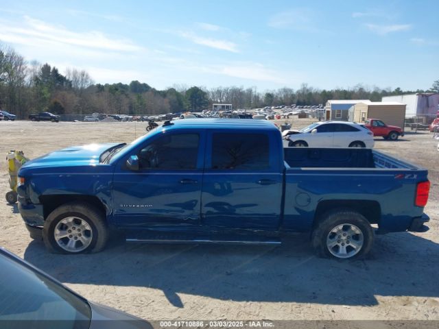 3GCUKREC9JG211391 Chevrolet Silverado 1500 2lt