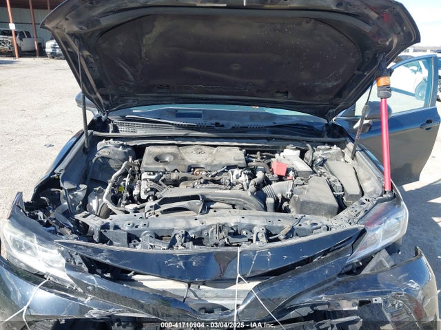 4T1B11HK8KU197444 Toyota CAMRY LE