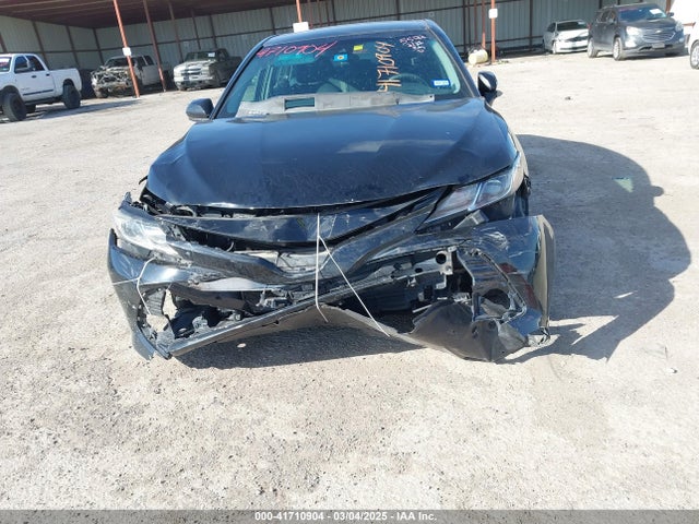 4T1B11HK8KU197444 Toyota CAMRY LE