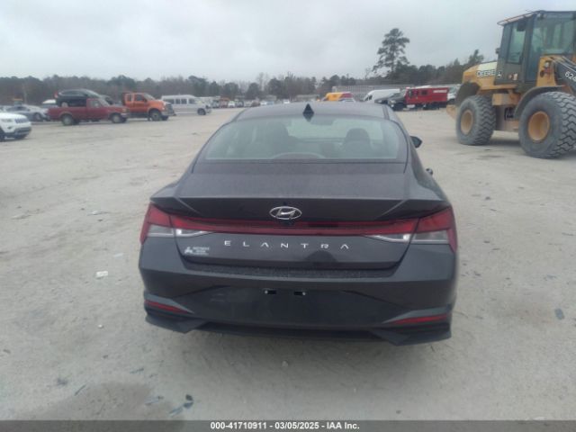 5NPLM4AG4MH021821 Hyundai ELANTRA SEL