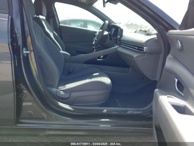 5NPLM4AG4MH021821 Hyundai ELANTRA SEL