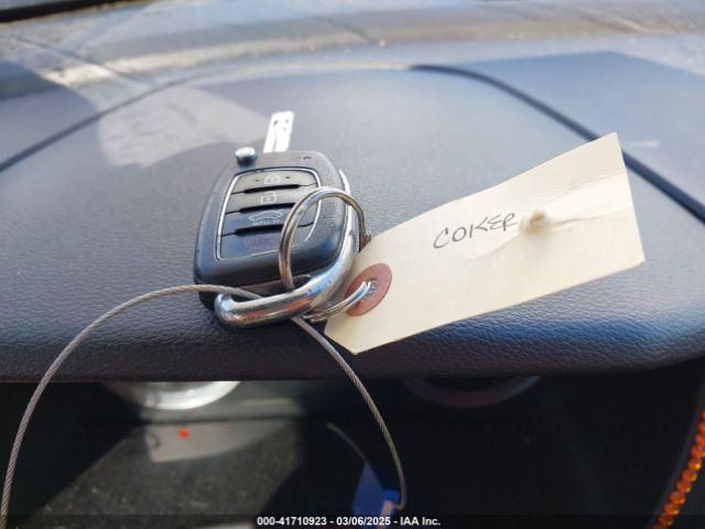 5NPE24AF5KH738070 Hyundai SONATA SE