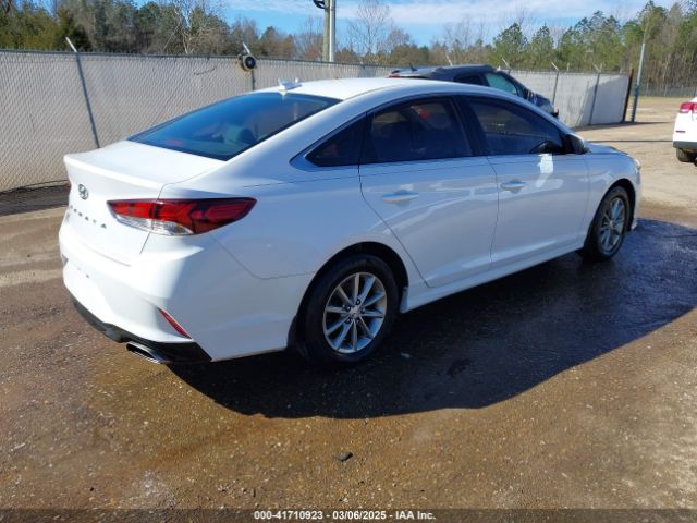5NPE24AF5KH738070 Hyundai SONATA SE
