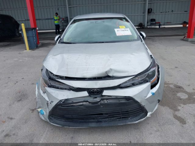 5YFB4MDE8SP244854 Toyota COROLLA LE