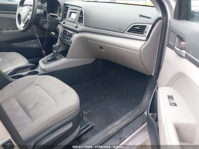 5NPD74LF9HH146142 Hyundai ELANTRA SE