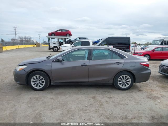 4T1BD1FK9HU216117 Toyota Camry Hybrid Le