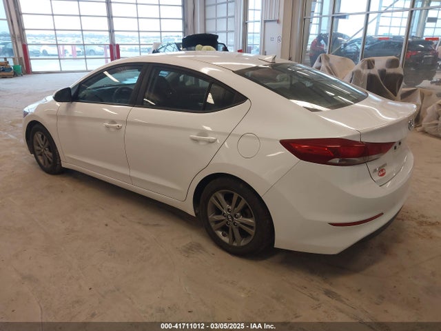 5NPD84LF5JH363092 Hyundai ELANTRA SEL