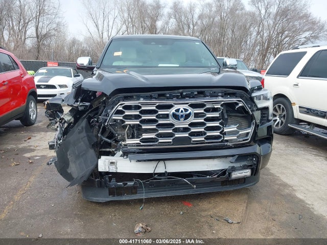 7SVAAABA2RX040362 Toyota Sequoia Capstone