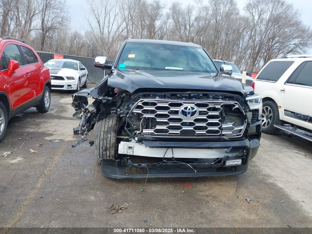7SVAAABA2RX040362 Toyota Sequoia Capstone