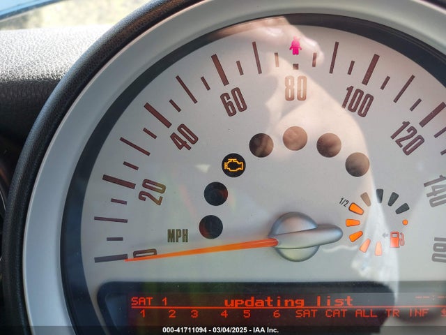 2011 MINI COOPER WMWZN3C57BT133094 Photo 5