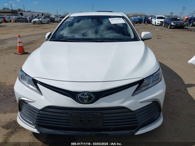 4T1C11AK7PU135832 Toyota CAMRY LE