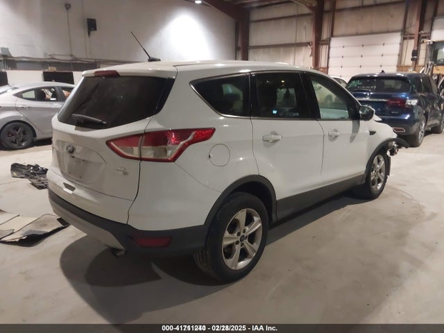 1FMCU9GX2GUB93968 Ford ESCAPE SE