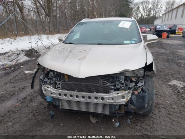 5LMCJ3D93HUL54581 Lincoln Mkc Reserve