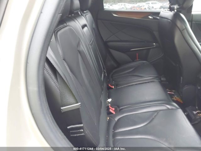 5LMCJ3D93HUL54581 Lincoln Mkc Reserve
