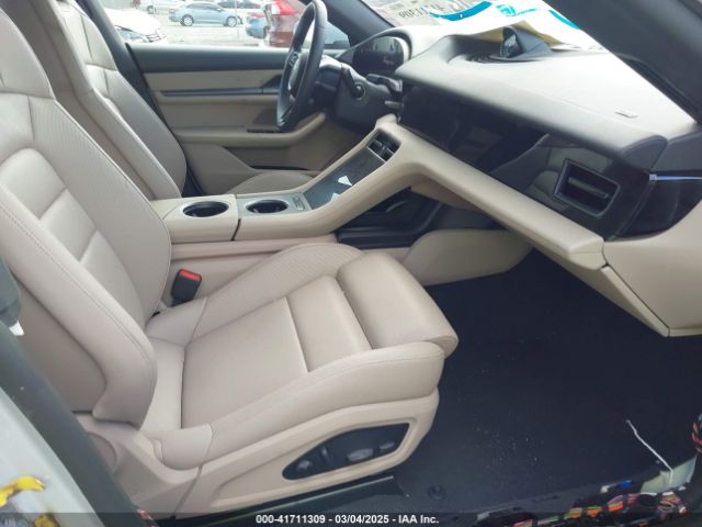 2025 PORSCHE TAYCAN WP0AA2Y16SSA08270 Photo 4