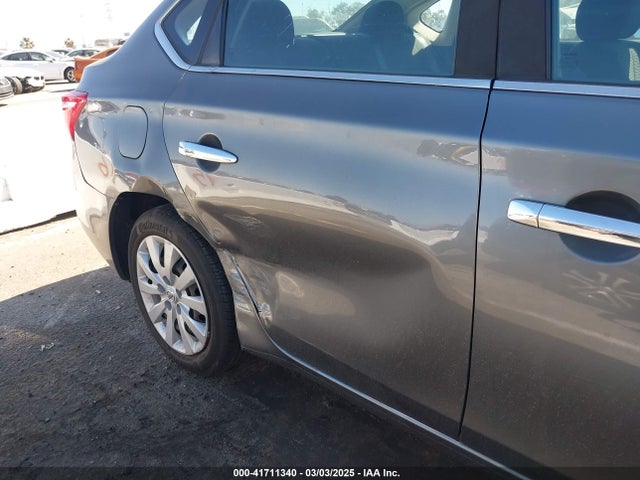 Nissan SENTRA S 2018 3N1AB7AP1JY255270 Image 6