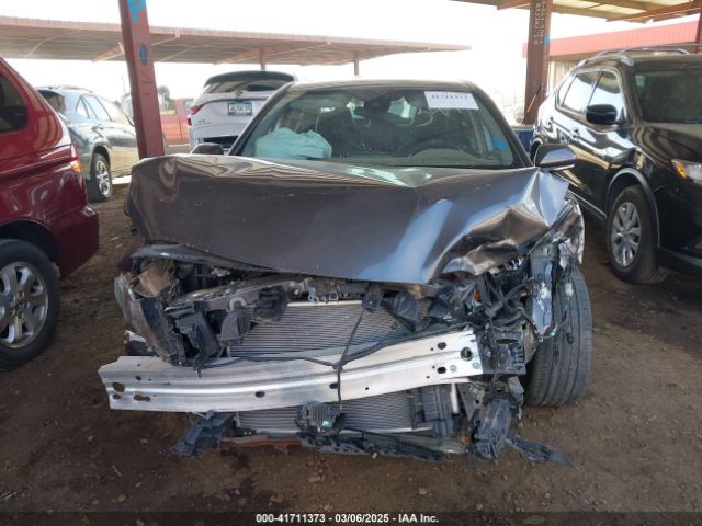 4T1G11AK8NU685930 Toyota CAMRY SE