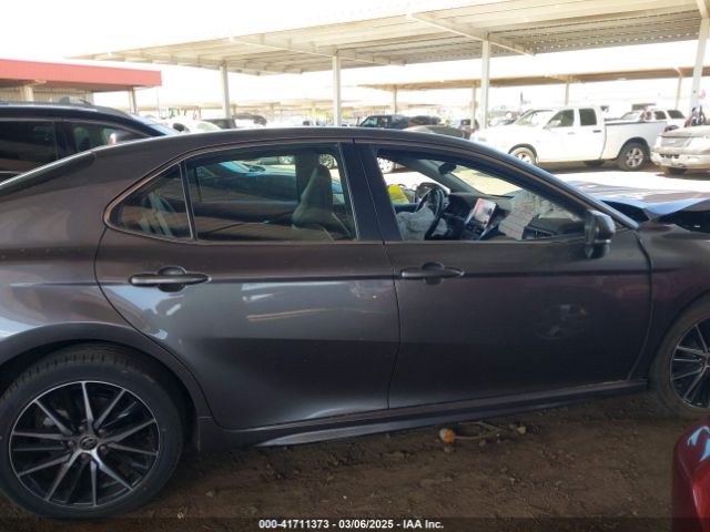 4T1G11AK8NU685930 Toyota CAMRY SE