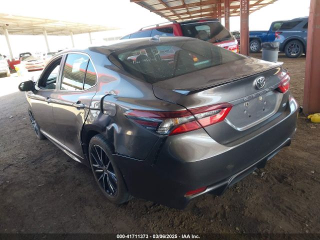 4T1G11AK8NU685930 Toyota CAMRY SE