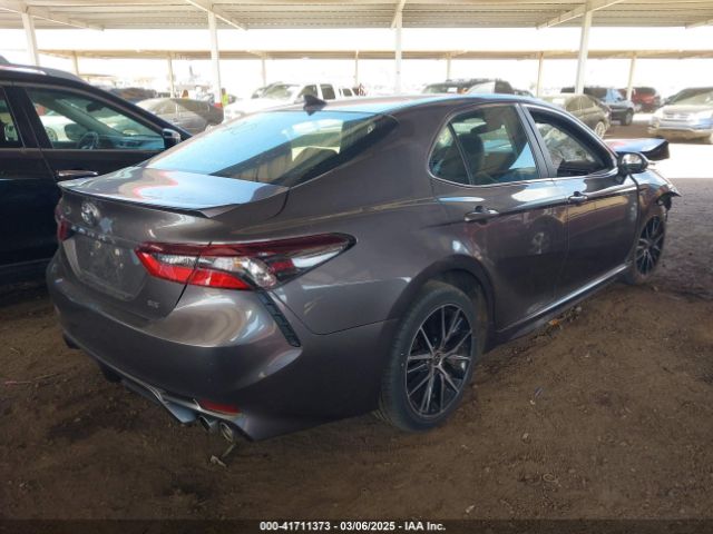 4T1G11AK8NU685930 Toyota CAMRY SE