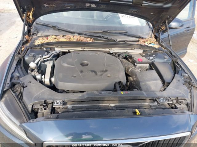 2019 VOLVO V60 YV1A22SKXK1338683 Photo 9