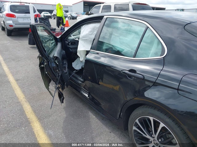 2020 Toyota Camry Se მანქანა იყიდება აუქციონზე, vin: 4T1G11AK9LU994643, აუქციონის ნომერი: 41711388