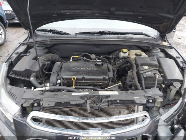 1G1PA5SG8F7280830 Chevrolet Cruze Ls Auto