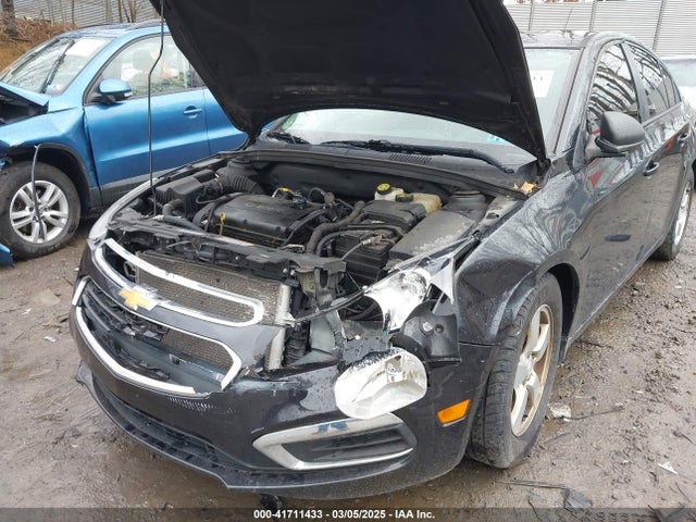 1G1PA5SG8F7280830 Chevrolet Cruze Ls Auto