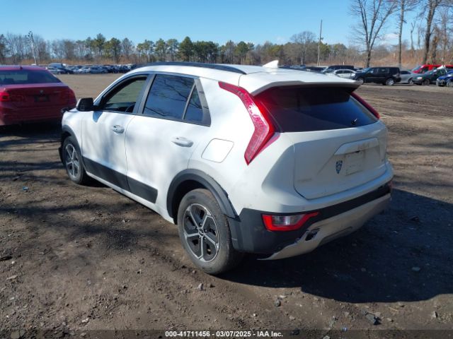 KNDCR3LE5P5044374 KIA NIRO EX