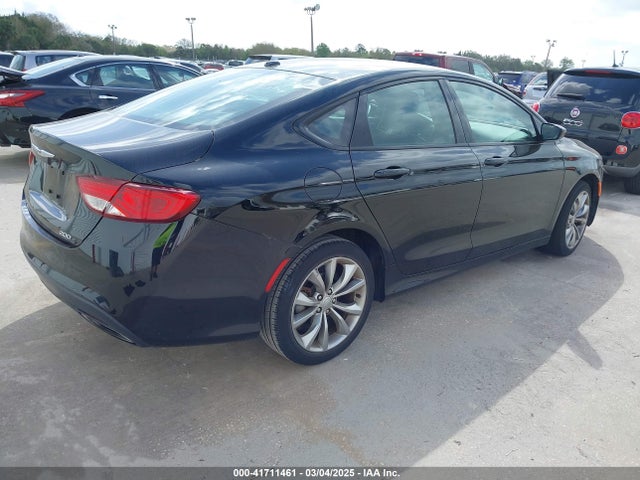 Chrysler 200 S 2015 1C3CCCBB9FN749139 Image 4