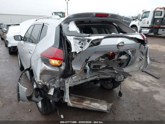 KNMAT2MV8KP541384 Nissan ROGUE SV