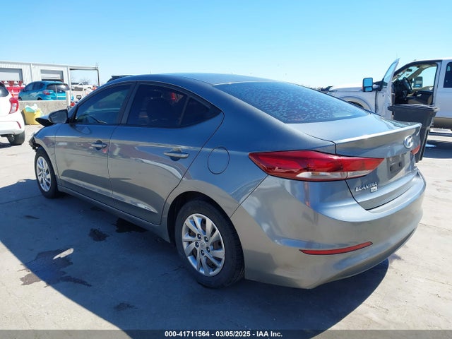 KMHD74LFXJU599905 Hyundai ELANTRA SE