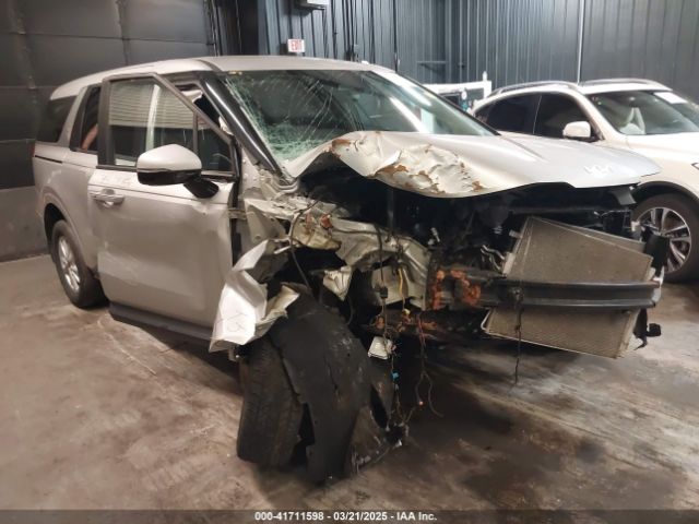 2022 KIA CARNIVAL MPV KNDNB4H37N6134031