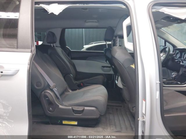 2022 KIA CARNIVAL MPV KNDNB4H37N6134031 Photo 7