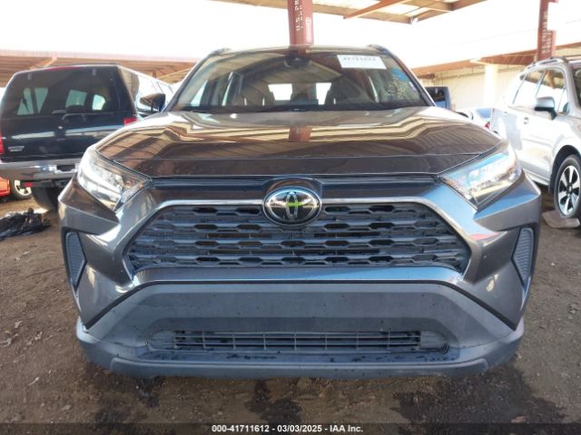 2T3H1RFV0MC099056 Toyota RAV4 LE