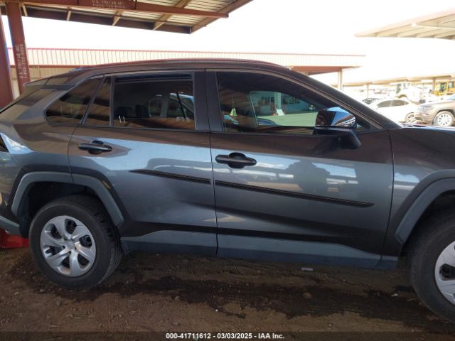 2T3H1RFV0MC099056 Toyota RAV4 LE