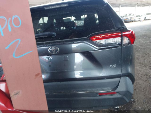 2T3H1RFV0MC099056 Toyota RAV4 LE
