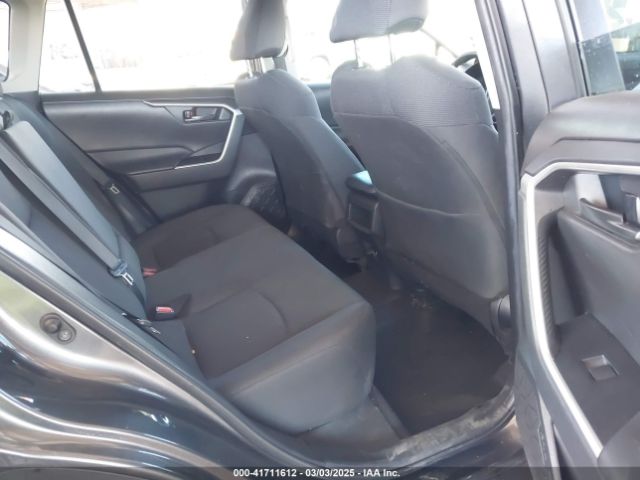 2T3H1RFV0MC099056 Toyota RAV4 LE