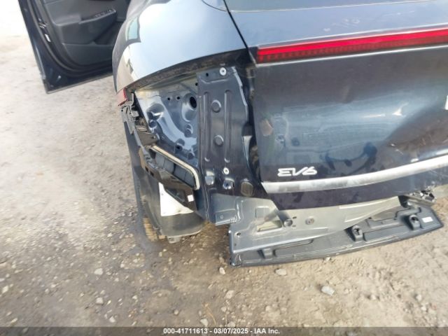 2023 KIA EV6 KNDC34LA9P5127293 Photo 5
