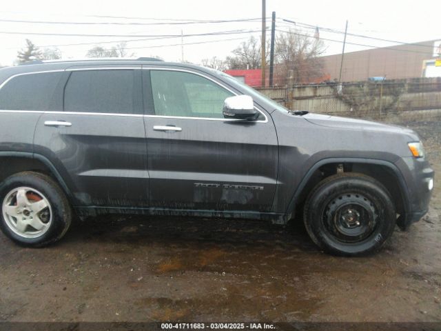 1C4RJFBG3JC454809 Jeep Grand Cherokee Limited 4x4