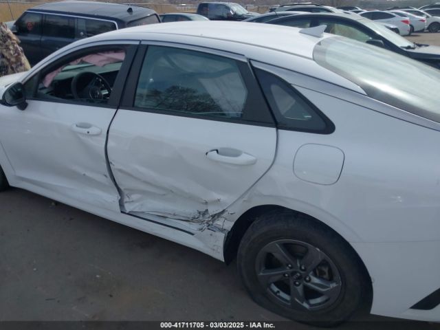 2021 KIA K5 5XXG14J27MG046044 Photo 5