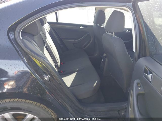 3VW2K7AJ0FM218574 Volkswagen Jetta 2.0l S