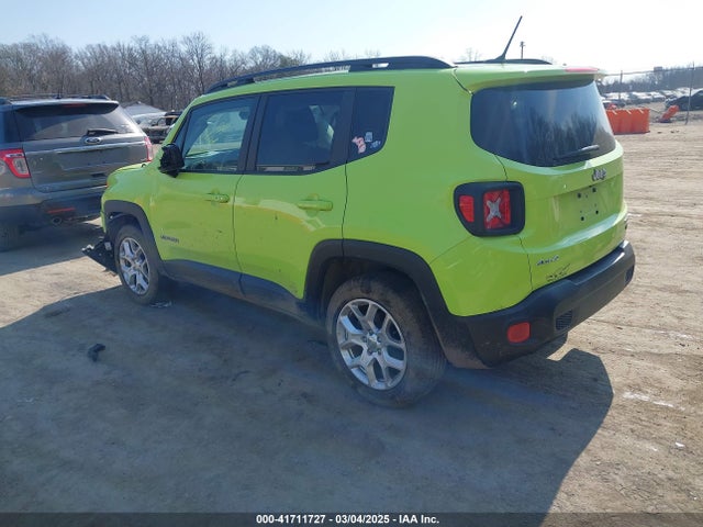 Jeep Renegade Latitude 4x4 2017 ZACCJBBB1HPF11677 Image 3