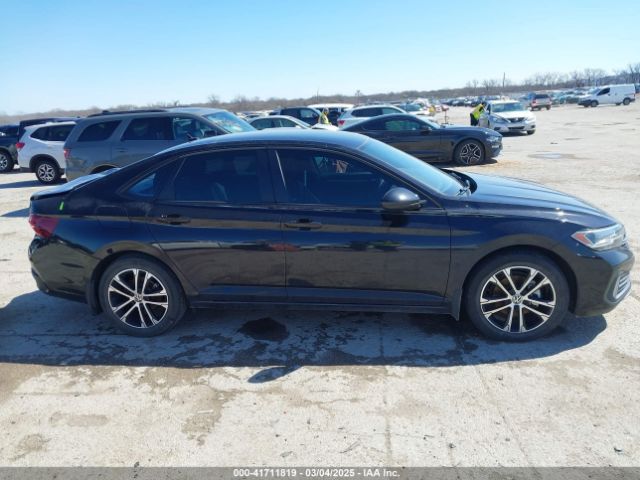 3VWBM7BU5NM025886 Volkswagen Jetta 1.5t Sport